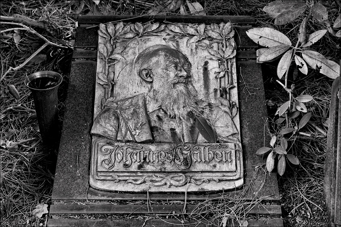 Grabmal Halben (1903) · Friedhof Ohlsdorf · Bildhauer: Xaver Arnold · Foto: Michael Wassenberg