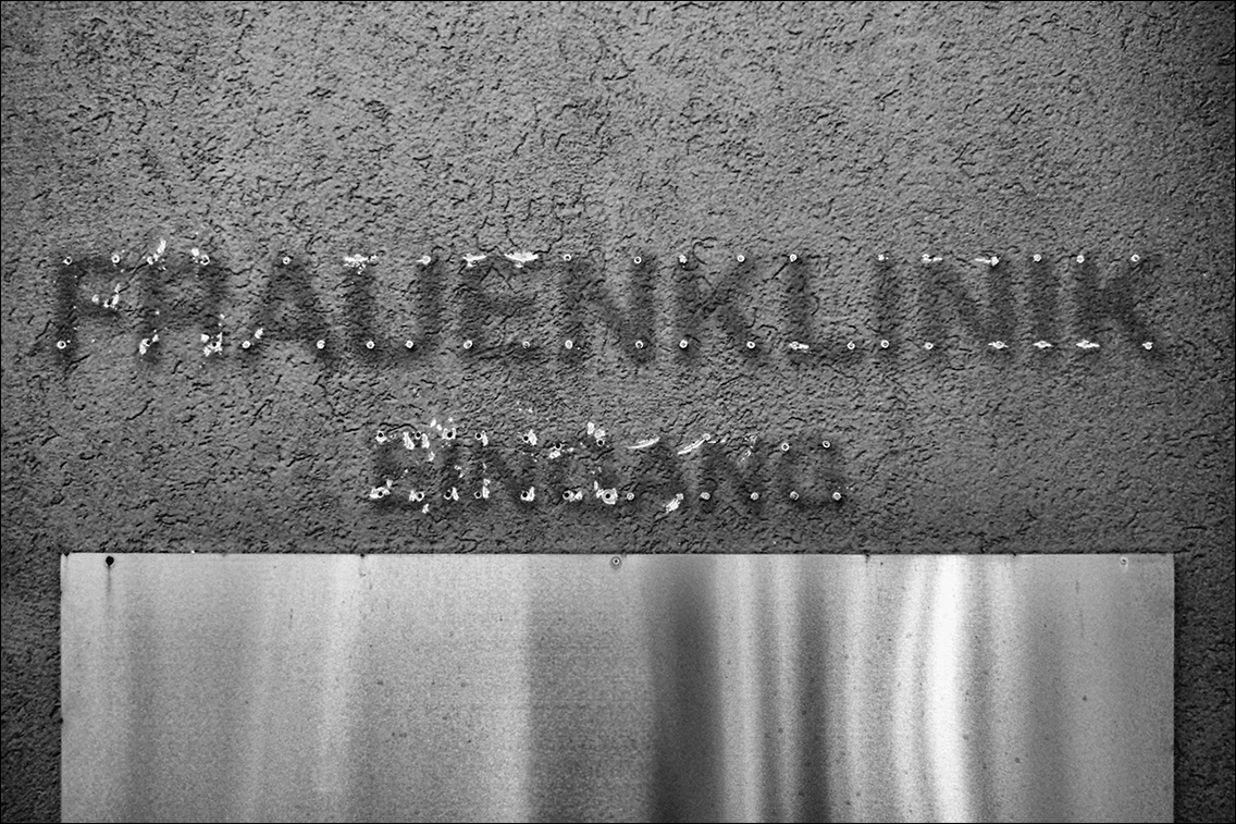 Typografie im Alltag · Hamburg-Eppendorf, Universitätsklinikum · www.butschinsky.de