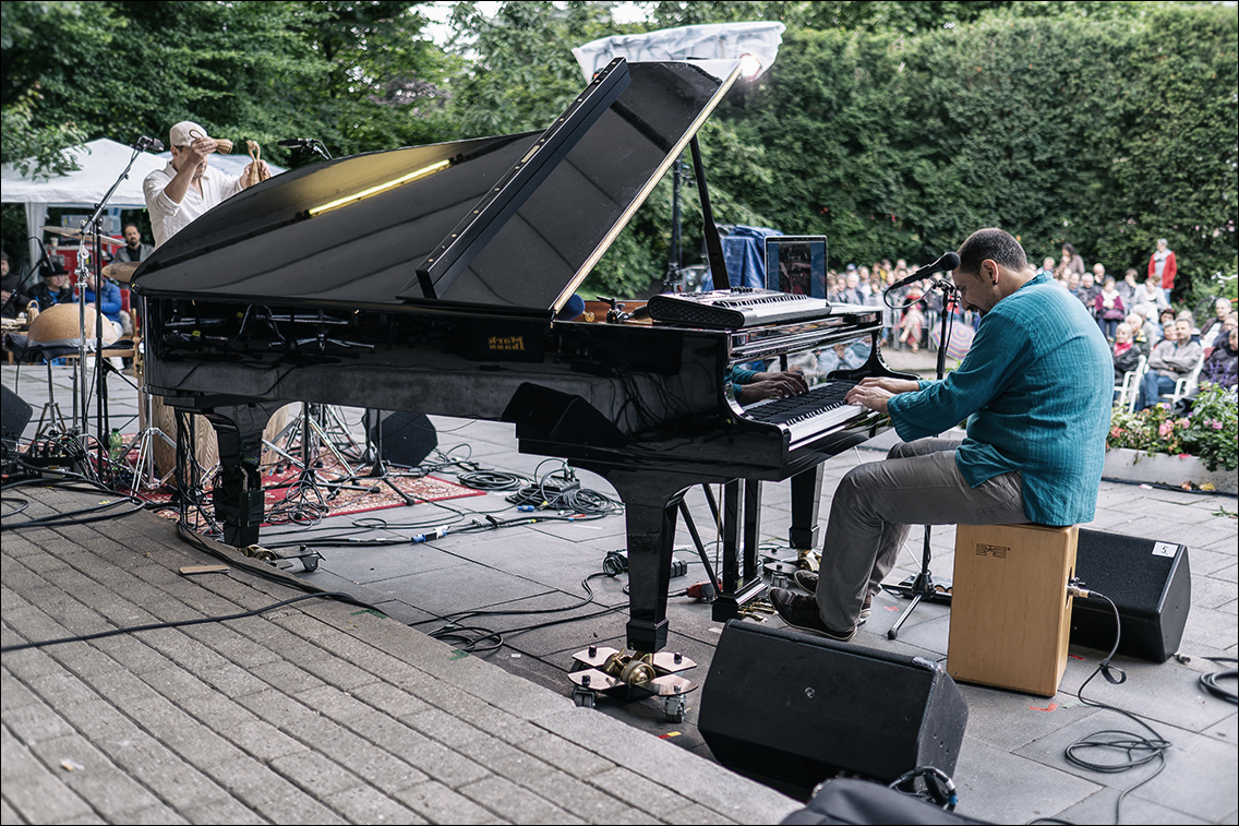Alon Yavnai & Joca Perpignan beim Jazz Open Hamburg 2016 · www.butschinsky.de