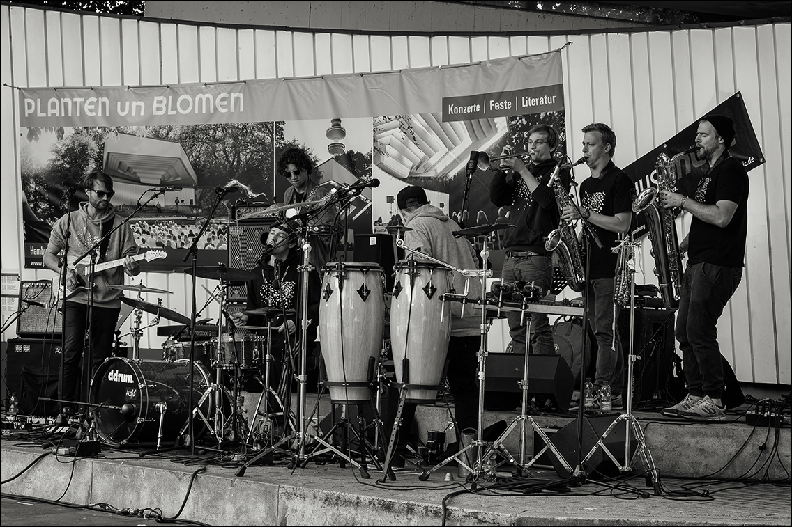 Pecco Billo beim Jazz Open Hamburg 2016 in Planten un Blomen · www.butschinsky.de