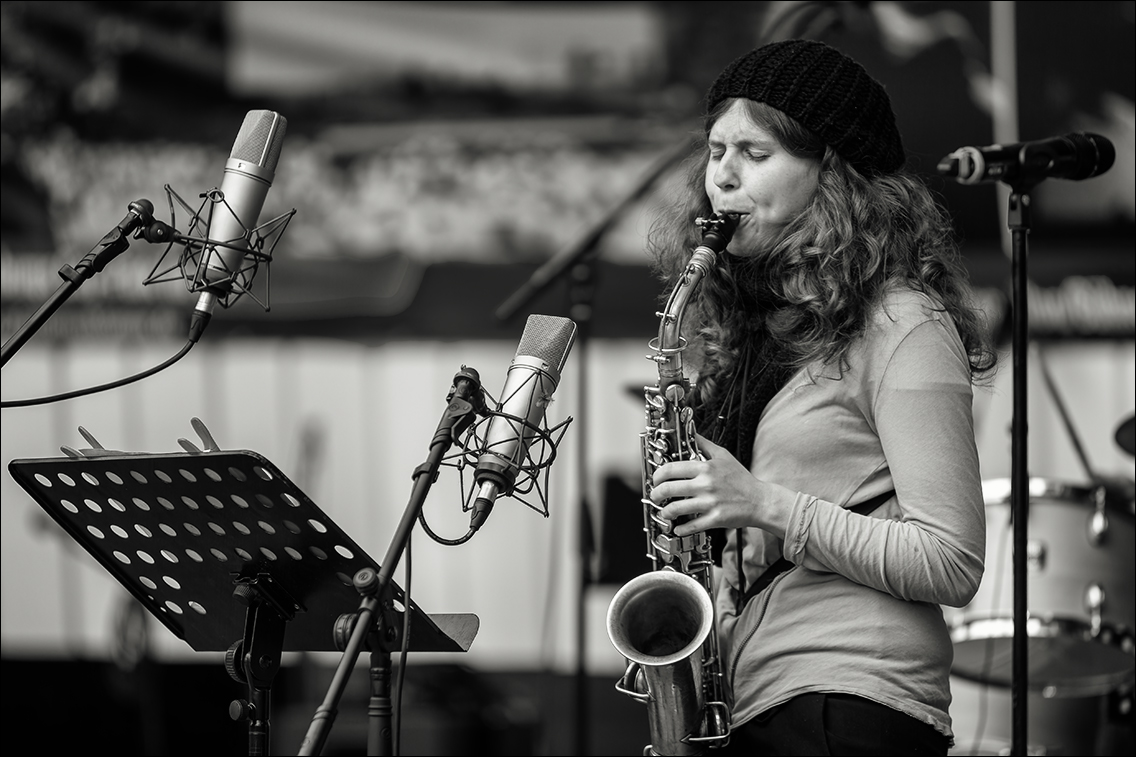 Anna-Lena Schnabel Quartett beim Jazz Open Hamburg am 2. Juli 2016 in Planten un Blomen · www.butschinsky.de