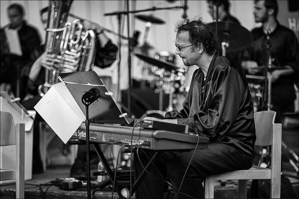 Kentonmania · Big Band aus Prag · Jazz Open Hamburg 2010 · Planten un Blomen · Foto: Michael Wassenberg · www.butschinsky.de