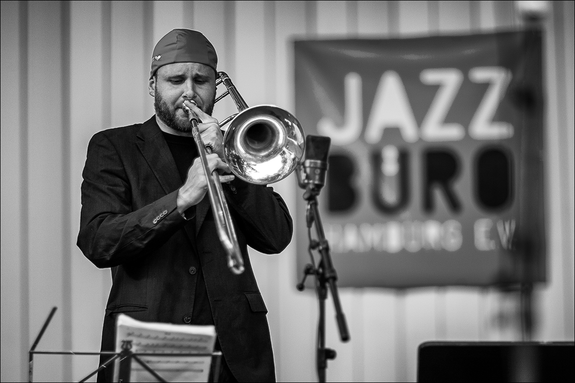 Tobias Wember (tr) · Hornstrom · Jazz Open Hamburg 2010 · Planten un Blomen · Foto: Michael Wassenberg · www.butschinsky.de