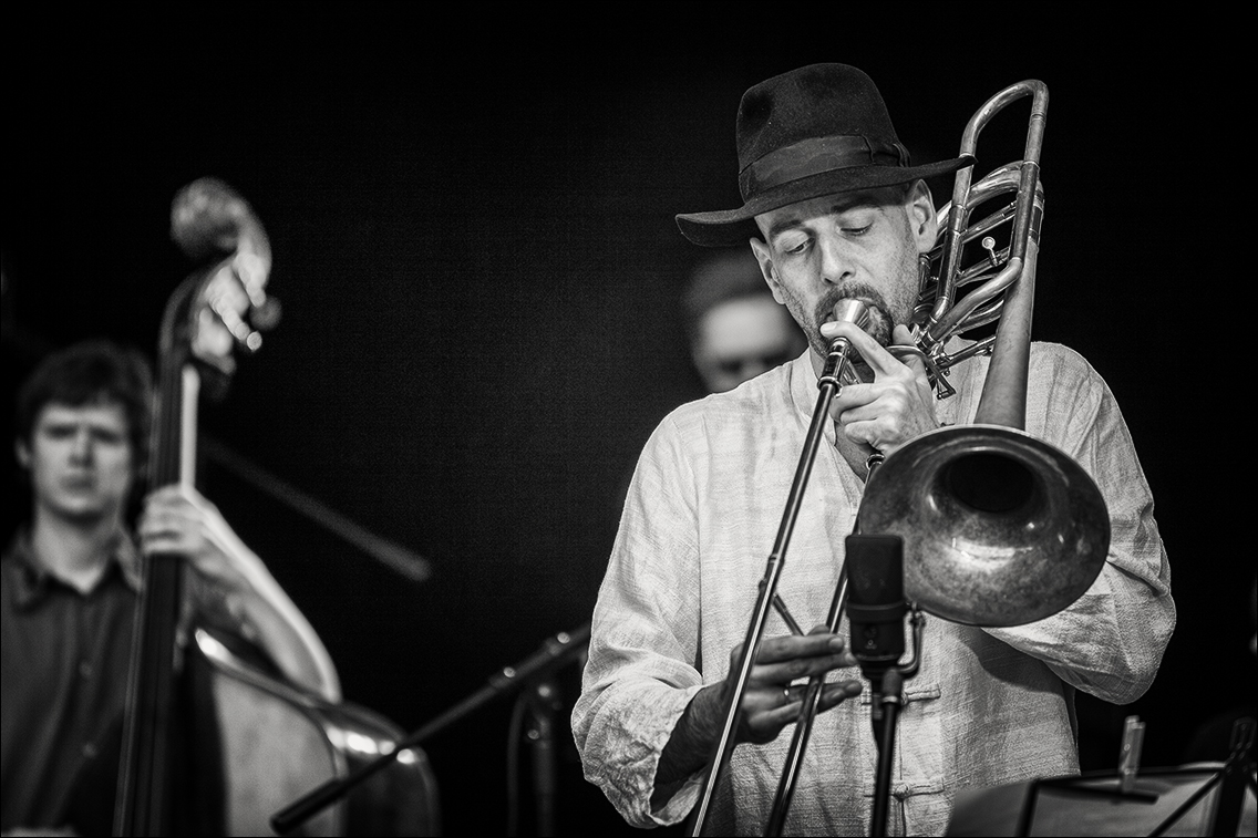 Eisenrot & Münsters Old Merry Tale Jazzband · Jazz Open Hamburg 2012 · Planten un Blomen · Foto: Michael Wassenberg · www.butschinsky.de