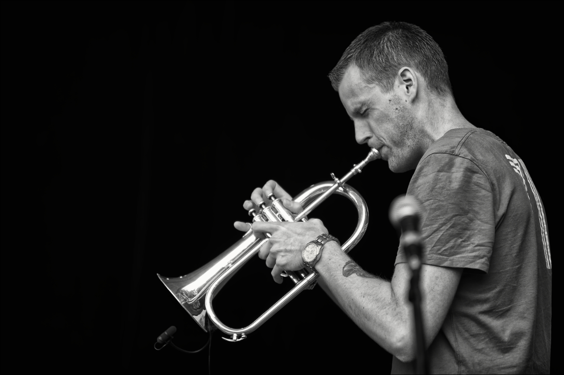 Eric Schaefer & Schredsz · Jazz Open Hamburg 2013 · Planten un Blomen · Foto: Michael Wassenberg · www.butschinsky.de