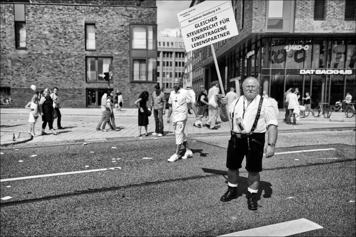 Hamburger CSD-Parade 2012 · www.butschinsky.de · Michael Wassenberg Hamburger CSD-Parade 2012 · www.butschinsky.de · Michael Wassenberg