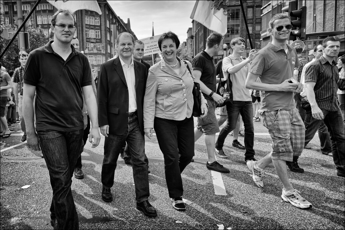 Christopher Street Day – Die Parade 2009 in Hamburg