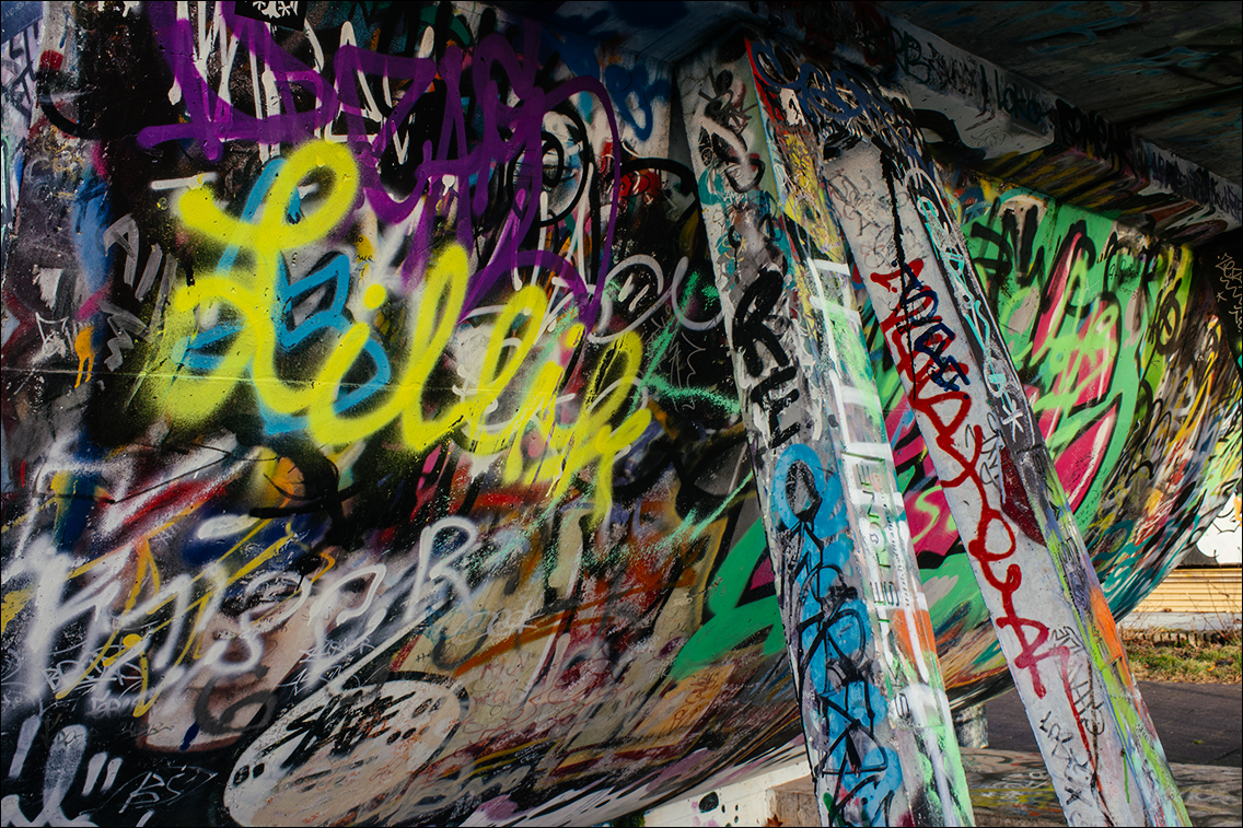 Grindel-Skatepark in Hamburg-Eimsbüttel · Graffiti und Streetart · www.butschinsky.de · Michael Wassenberg Grindel-Skatepark in Hamburg-Eimsbüttel · Graffiti und Streetart · www.butschinsky.de · Michael Wassenberg